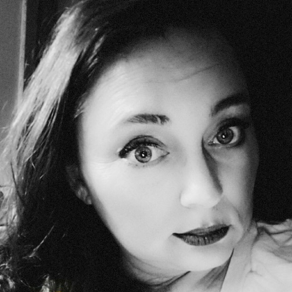 Meet your Posher, Lorenda